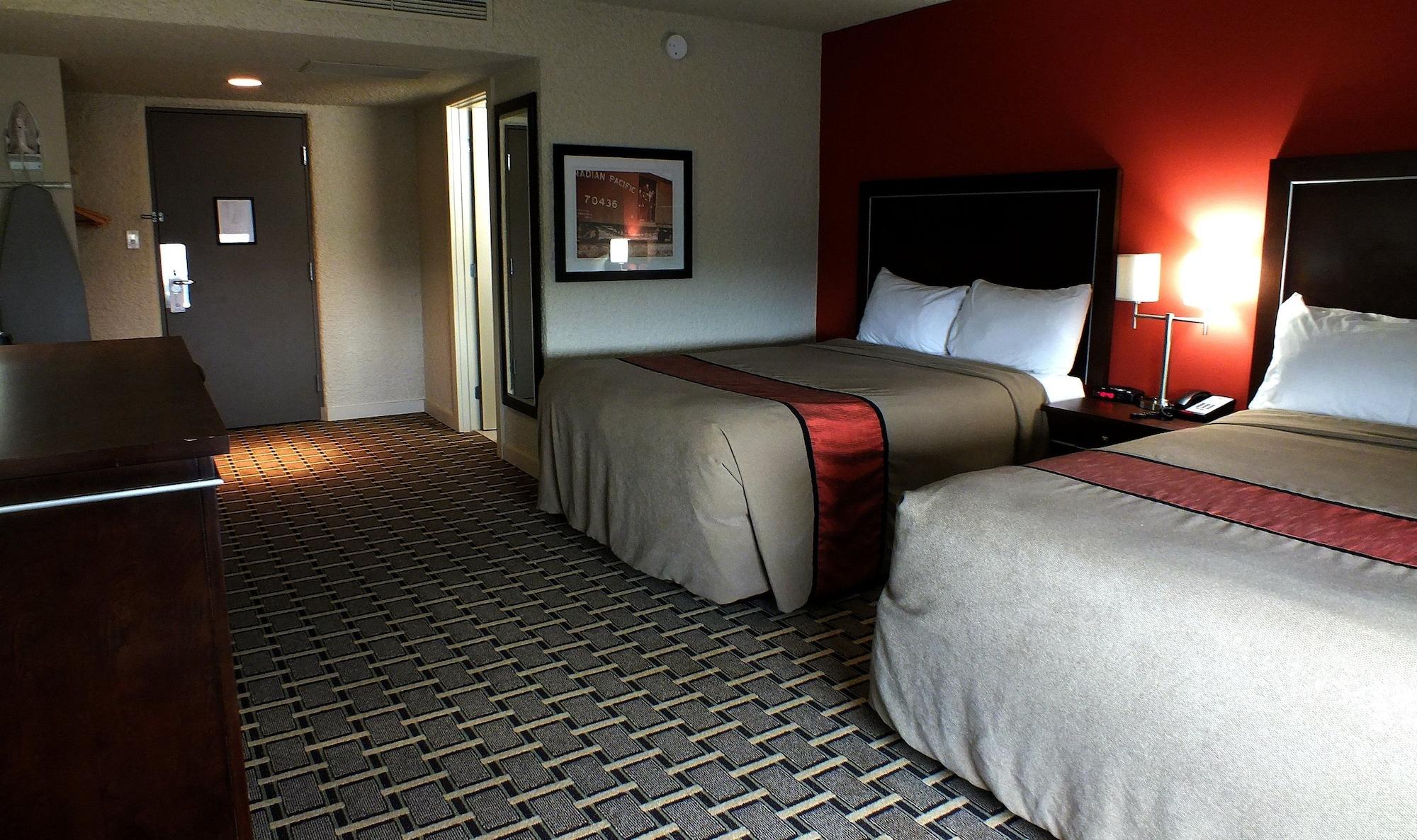 Ramada By Wyndham Edmonton Yellowhead Nw Esterno foto