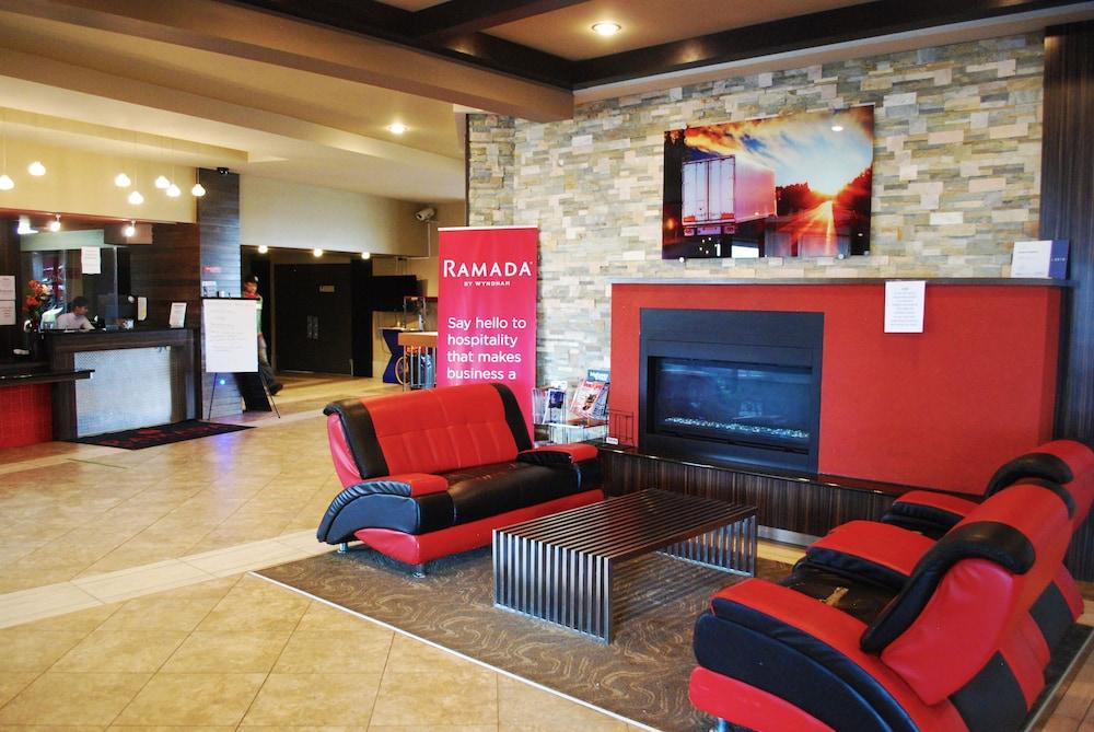 Ramada By Wyndham Edmonton Yellowhead Nw Esterno foto