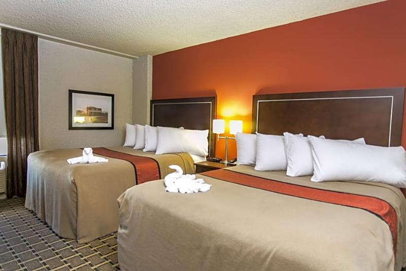 Ramada By Wyndham Edmonton Yellowhead Nw Esterno foto